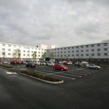 Holiday Inn Express Manchester Airport Ringway Exterior foto